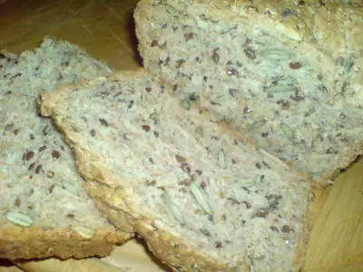 Хлеб домашний ржаной на йогурте с зёрнышками