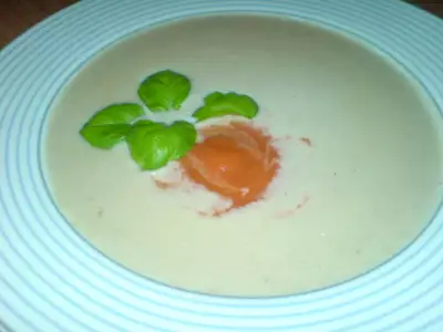 Суп пюре из запечённых баклажанов и помидорок