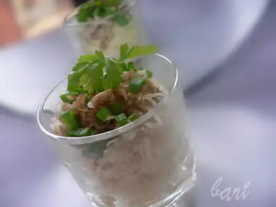 Салат из кольраби с пармезаном под бальзамическим соусом