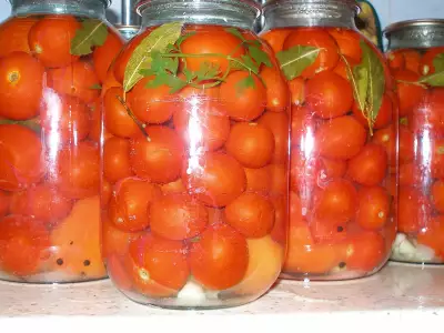 Крохи помидорчики маринованные
