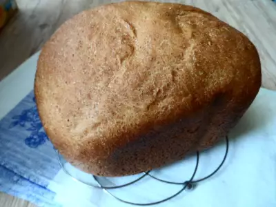 Хлеб с пшеничной и цельнозерновой мукой