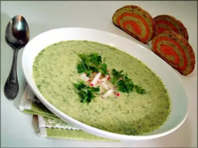 Зелёный суп пюре с кольраби витаминка