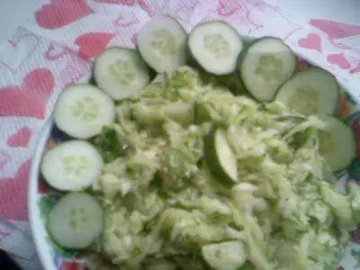Просто салат из кабачков--для сыроежек-едоков