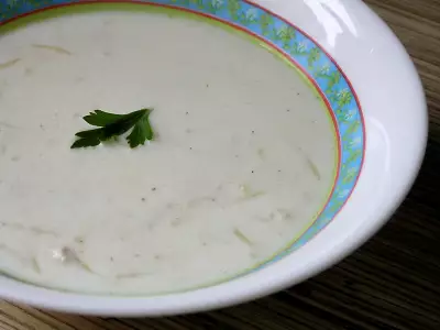 Молочный суп с вермишелью и курицей