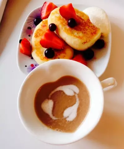 Доброе утро любимый сердечное кофе и румяные сырнички