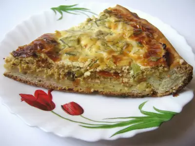Пирог с курицей и зеленым луком
