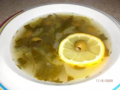 Рыбный суп "зеленый с оливками"