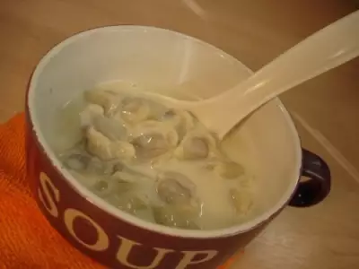 Сладкий молочный суп с тортеллини  и заварным кремом