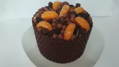 Шоколадный торт с мандариновым кремом
