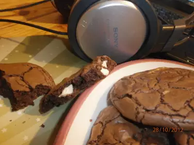 Tsilliküpsised sokolaaditükikestega - чили-печенье с шоколадными кусочками