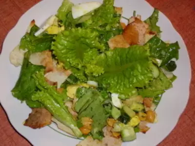 Салат овощная фантазия с лавашом