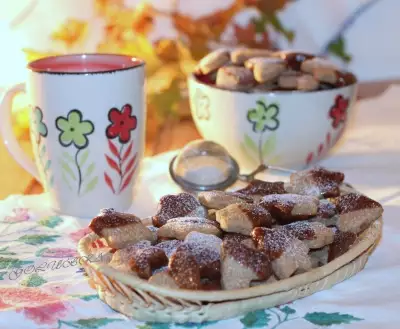 Печенье из гречневой муки с творогом и шоколадом