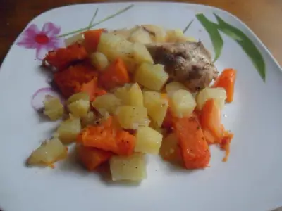 Куриное филе с тыквой и картофелем
