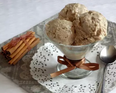 Кокосово-пряное мороженое