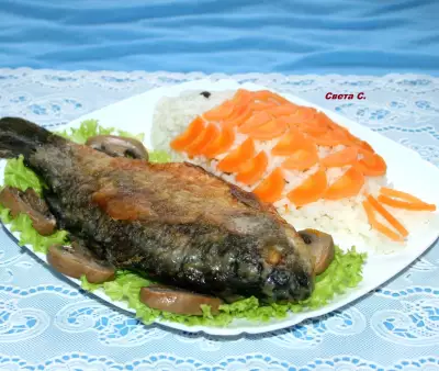 Жареные караси с гарниром из риса янтарь,овощей и грибов "золотая рыбка" за 30 минут