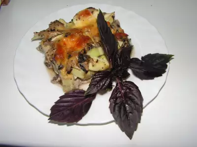 Запеченые овощи с грибной заливкой и базиликом