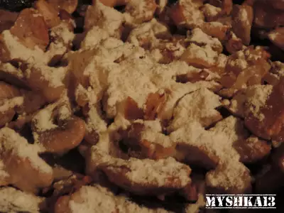 Гречка ореховая с телятиной с грибами в сливочно шафрановом соусе