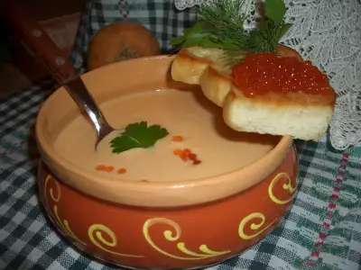 Крем суп с копченным лососем по фински