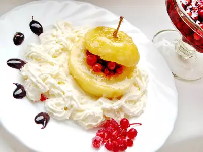 Десерт "яблоки на снегу"