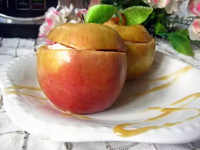 Яблоки фаршированные творогом и цукатами (тест-драйв)