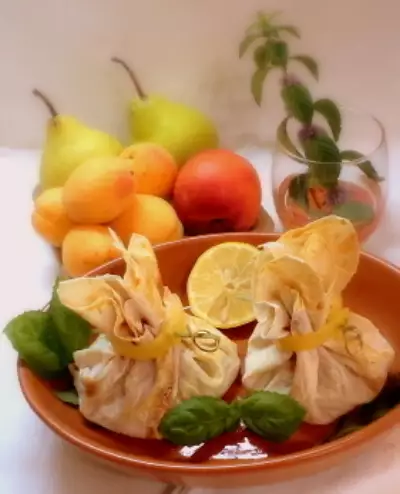 Оригинальные мешочки из лаваша с домашней бужениной сыром и овощами