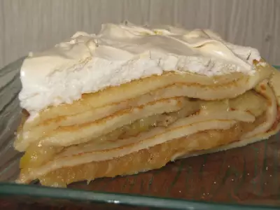 Десертный блинный пирог "под белым покрывалом"