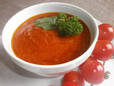 Универсальный томатный соус " три помидора"