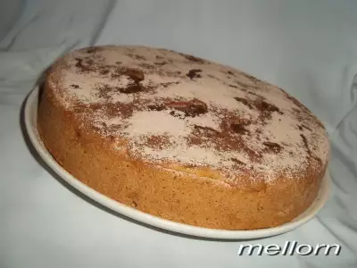 Бисквитный пирог с киви