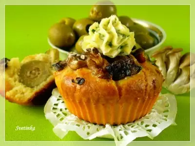 Сырные кексы с оливками, грибами и паприкой «для сырофреников и мачо»