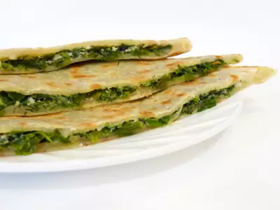 Лепёшки бакинские с зеленью (кулинарный алфавит)
