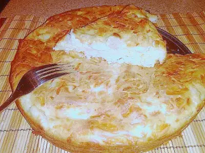 Пирог с куриной грудкой и сыром