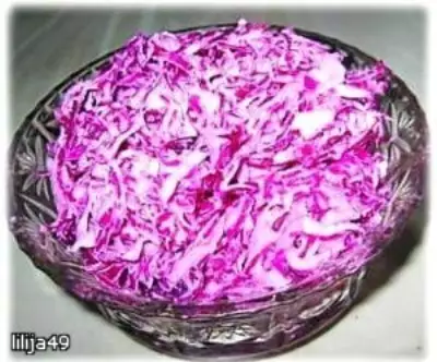 Салат из лиловой капусты