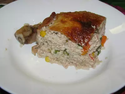 Курица фаршированная рисом и овощами "наслаждение"