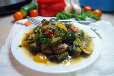 Рагу из овощей с грибами и имбирём