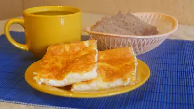 Омлет с сыром.вкусный и полезный завтрак для всей семьи.