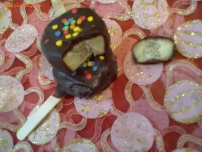 Киви...в шоколаде!!!..."мороженое на палочке")))