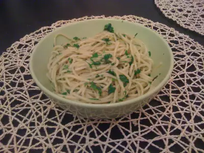 Спагетти альо-ольо