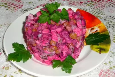 Свекольный салат «Виолетта» с солеными огурцами