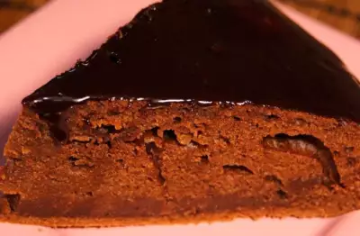 Постный шоколадный кекс в глазури