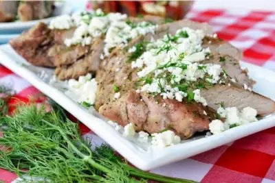 Свиная вырезка по гречески с сыром фета