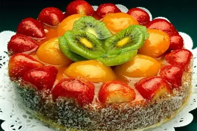 Домашний бисквитный тортик с фруктами