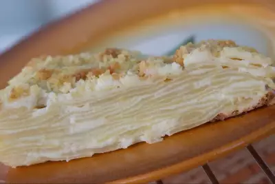 Быстрый пирог из слоеного теста с яблоками