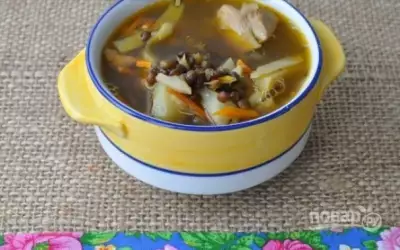 Суп из черной чечевицы с индейкой