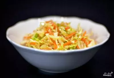 Капустный салат с морковью фото