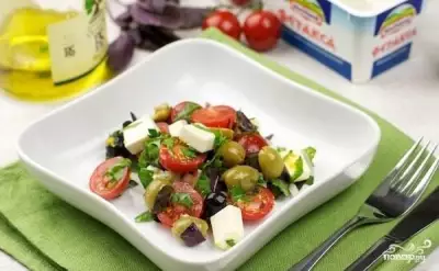 Салат с оливками фото