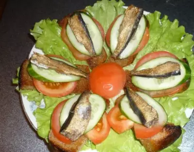 Жареные бутерброды со шпротами фото