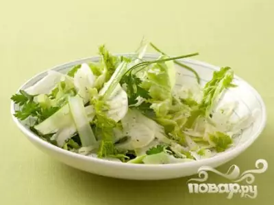 Салат из фенхеля с петрушкой