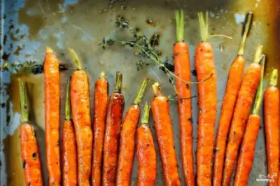 Глазированные пастернак и морковь