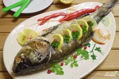 Рыба в духовке со сметаной