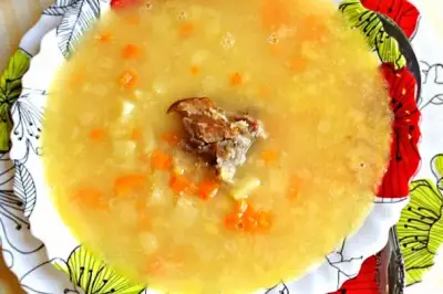 Суп гороховый с ребрами